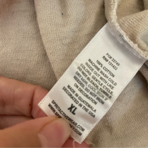 Disney Pink and Gold Mickey Mouse Spirit Jersey From 2019 Epcot Food and Wine - Picture 6 of 6